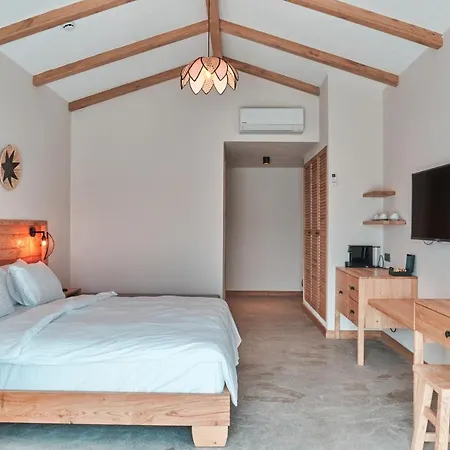 The Pearl Hotel 4*